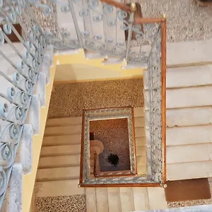 Residenza Emilia , Venise Italie
