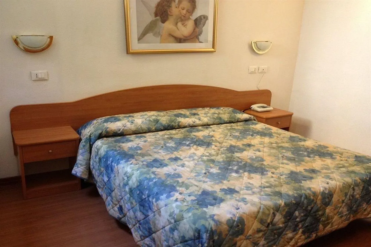 Hotel Tirreno Rome Italie